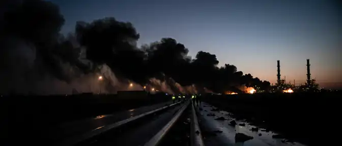 Последствия атаки БПЛА: на Ильском нефтеперерабатывающем заводе ликвидируют возгорание