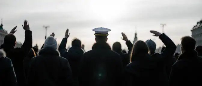 «Берегите себя, Владимир Владимирович!»: искренние пожелания петербуржцев президенту в День ВМФ